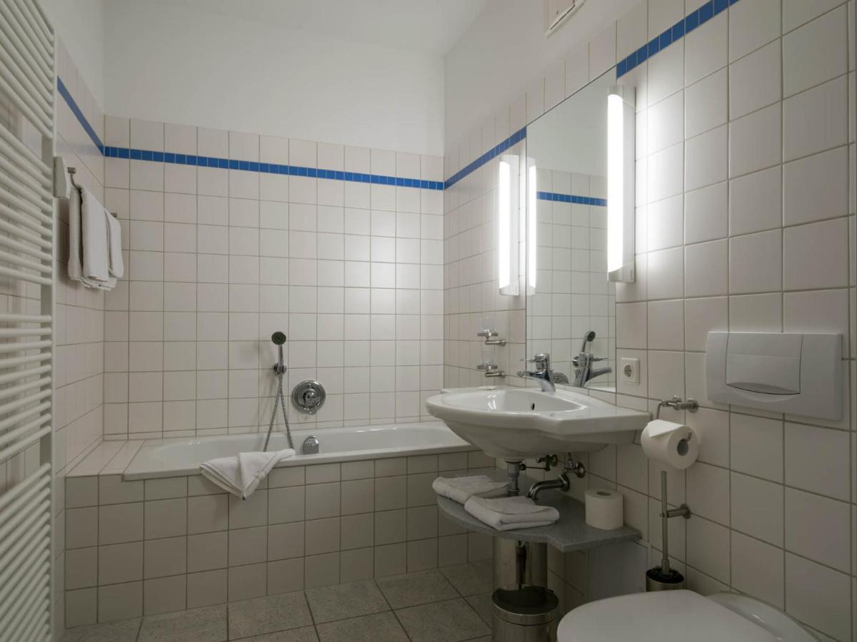 Kaiservillen Heringsdorf - Ferienwohnung Mit 1 Schlafzimmer Und Balkon Dr4 Экстерьер фото